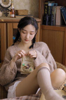 日本丰满大乳人妻无码